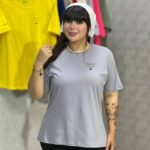 تیشرت یقه گرد آراتین طرح قلب و لاتین (عمده)