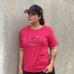 تیشرت یقه گرد آراتین طرح پروانه وسط سینه (عمده)