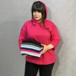 تیشرت باکسی کلاهدار زنانه آراتین مدل BALANCE (عمده)